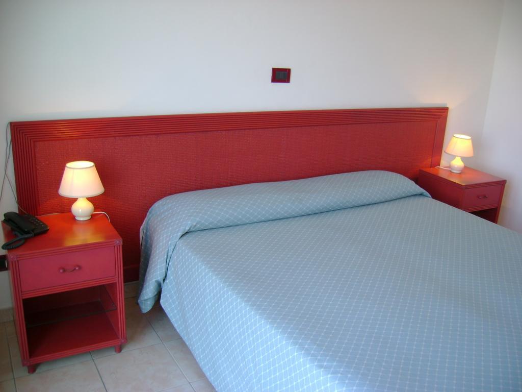 Hotel Scoglio Bianco Portoferraio Oda fotoğraf