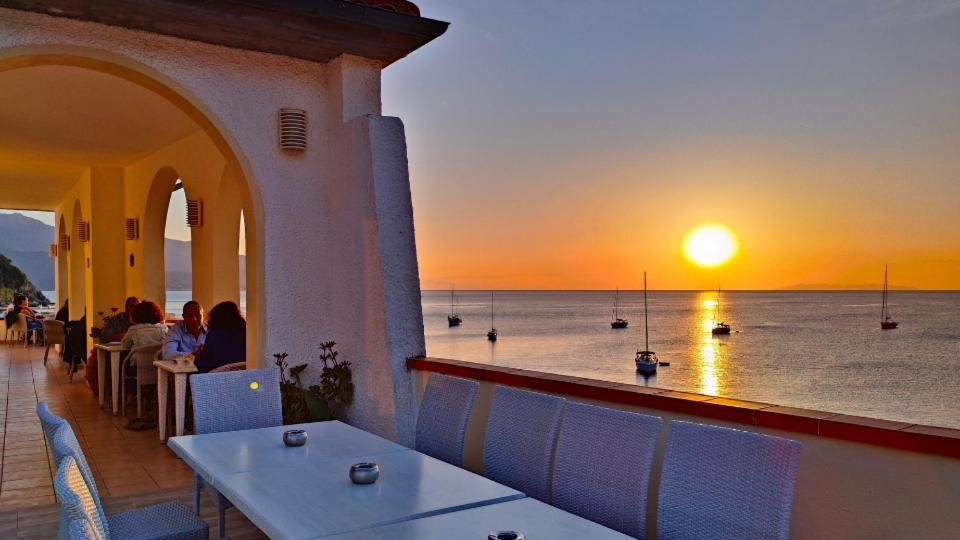 Hotel Scoglio Bianco Portoferraio Dış mekan fotoğraf
